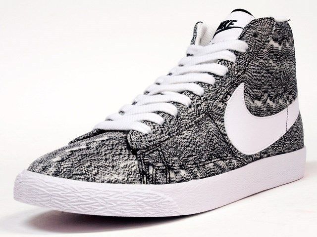 Nike store blazer toile