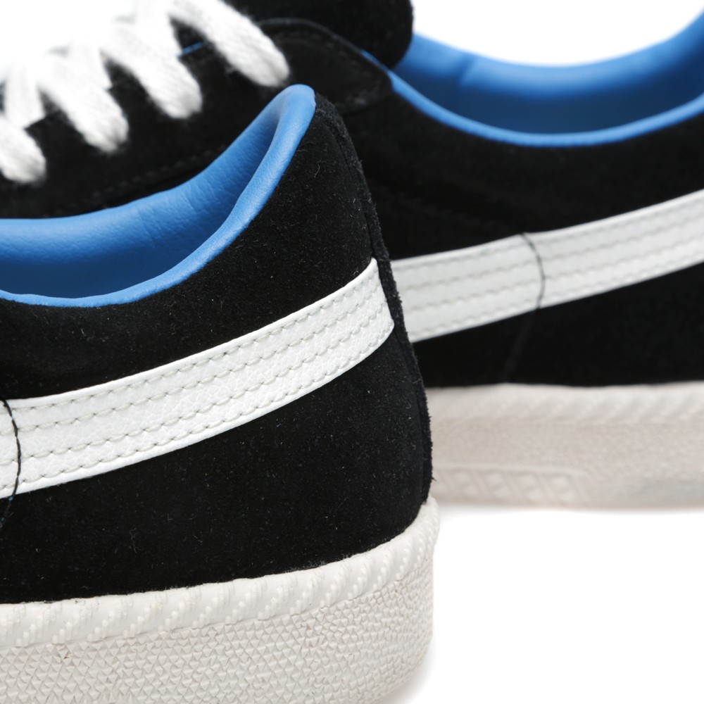 PUMA Brasil football vintage black white - Image 3
