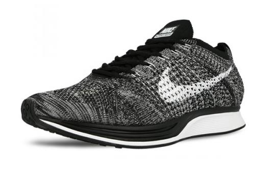 Nike flyknit racer noir shop