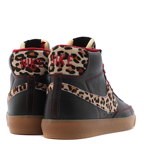 NIKE - Blazer Mid Premium Vintage Black Natural Valiant Red - Image 3
