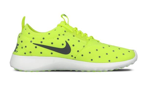 negatief toilet morgen NIKE - Juvenate print dot fluo