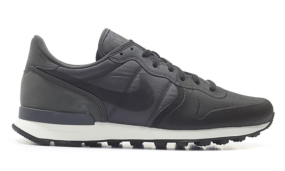 Nike se black black 882018 001