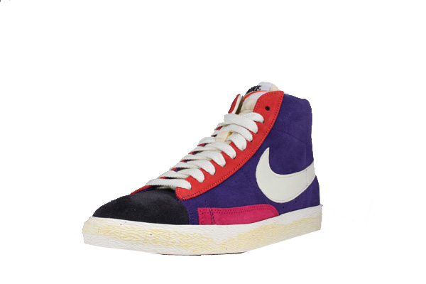 NIKE Blazer Mid Vintage QS