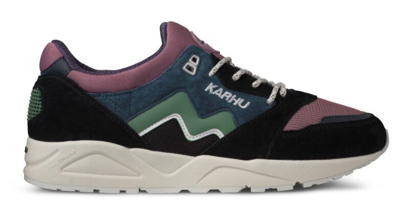 KARHU - Aria 95 India ink/ Pelican