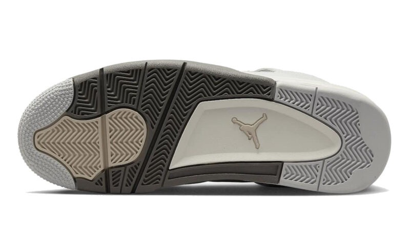 NIKE -  Air Jordan 4 SE Craft Photon Dust - Image 3