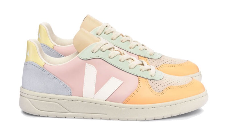 VEJA - V-10 leather Petale White nautico