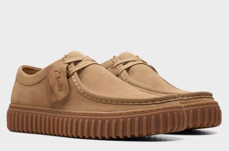 CLARKS ORIGINAL - Torhill Lo Dark Sand Suède - Image 2